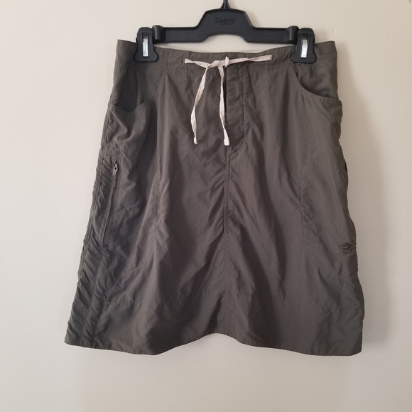 Mountain Hardwear Hiker Skirt Outdoor Wear Nylon Mini Length Size 6 - Picture 8 of 9